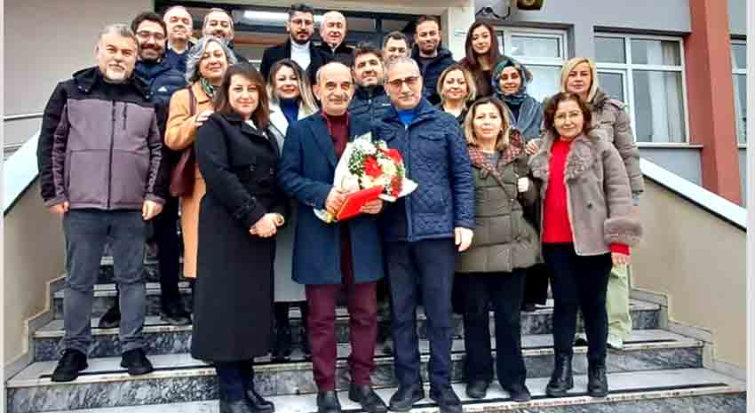 40 Yılın Ardından Öğrencilerine Alkışlarla Veda Etti (2)