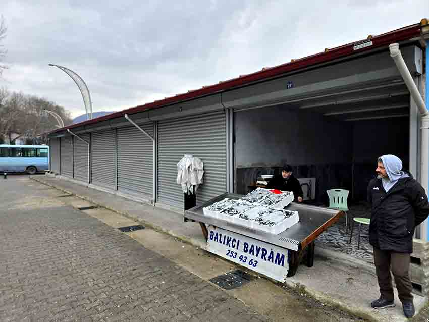 B A L I K Ç I L A R Y E N İ Y E R L E R İ N D E T E Z G A H A Ç T I (3)