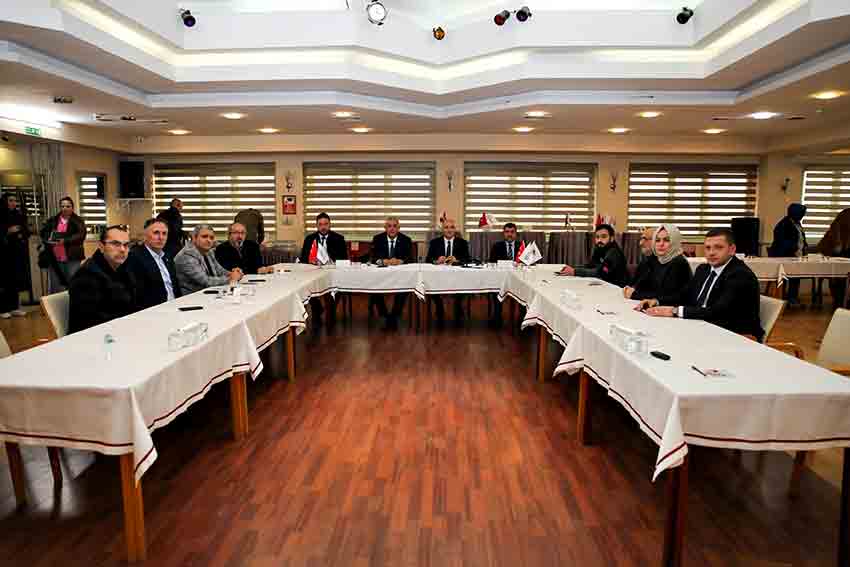 Başkan Özlü, Gümüşova Osb Firmalarıyla Bir Araya Geldi (1)