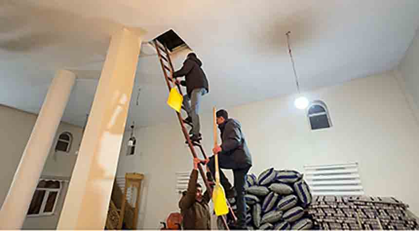 Cami̇ni̇n Çatisi Çöktü (5)