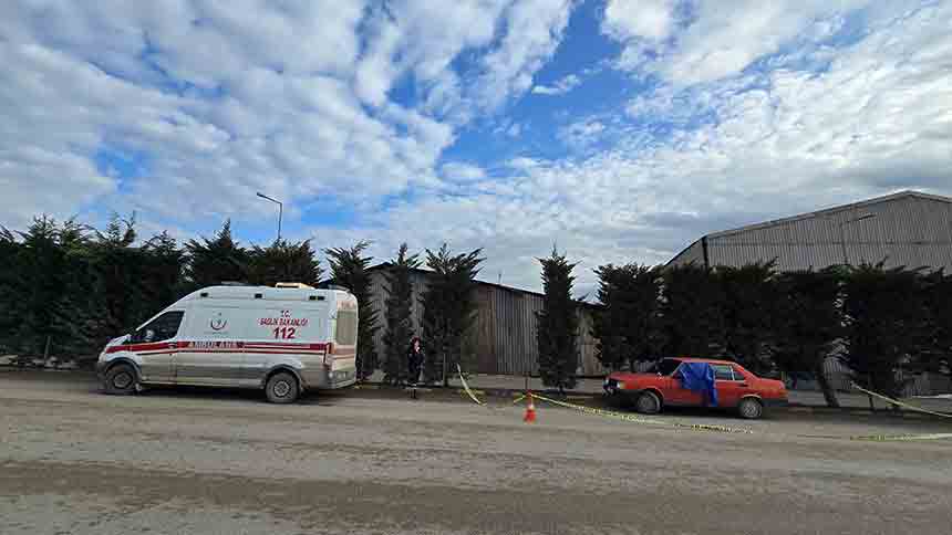 Di̇reksi̇yon Başinda Öldü (1)