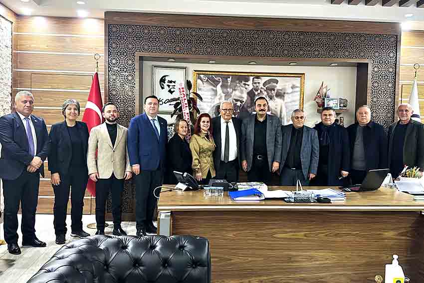 Ereğli Belediye Başkanı Posbıyık, Kozlu Belediye Başkanını Ziyaret Etti (1)