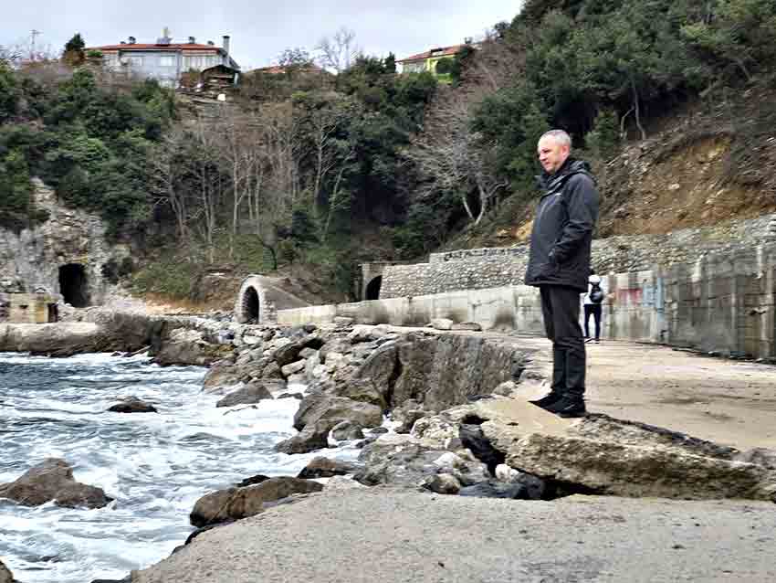 Eski Başkandan Fırtına Sonrası Sessizlik1 (2)