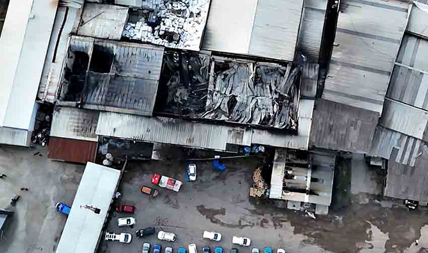 Fabrika Resmen Küle Döndü Yangının Boyutu Gün Ağarınca Ortaya Çıktı (4)