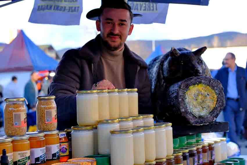 Şeker Sandık, Şifa Çıktı Beyaz Bal Sofraların Yeni Gözdesi (1)
