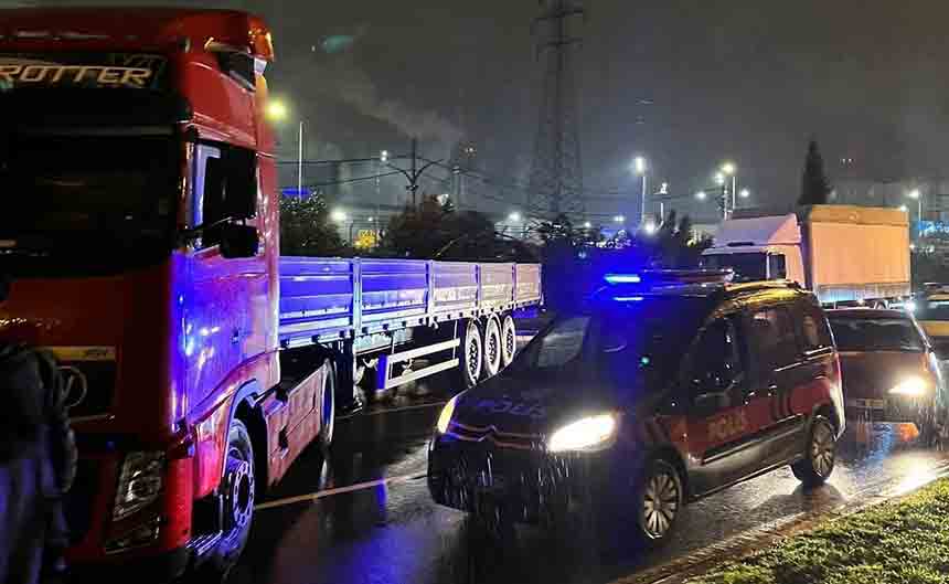 Tırı Yolda Bıraktı 11 (1)