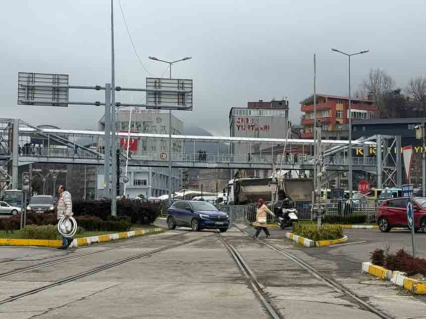 Ü S T G E Ç İ D İ K U L L A N M A Y A N Y A Y A L A R (3)