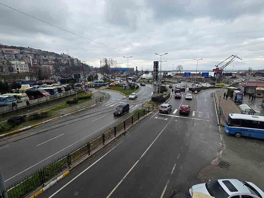 Üst Geçidi Kullanmayan Yayalara Ceza (3)