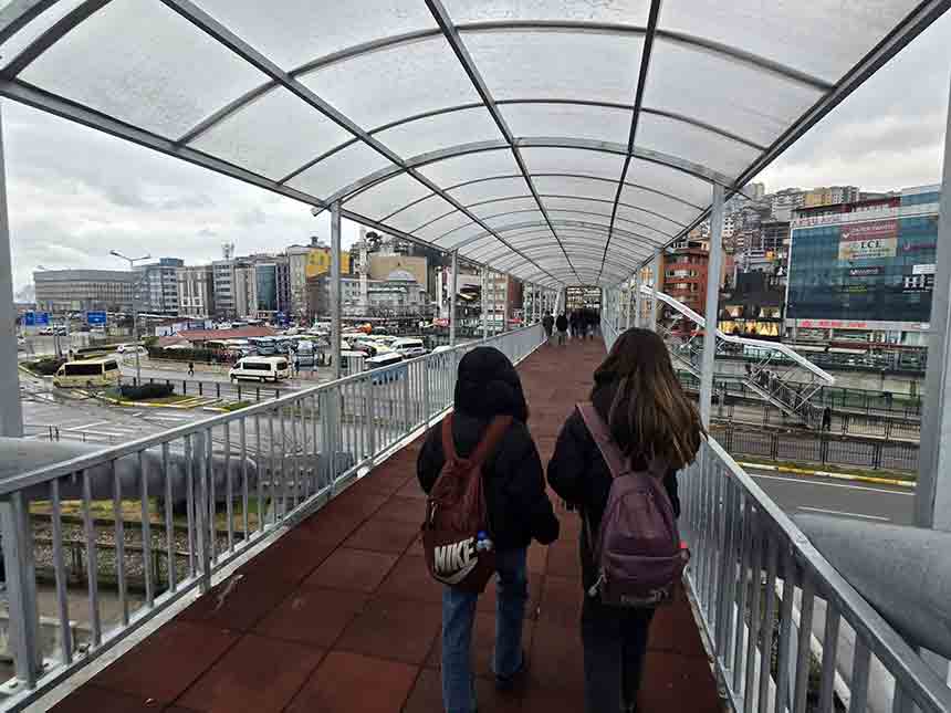 Üst Geçidi Kullanmayan Yayalara Ceza (5)