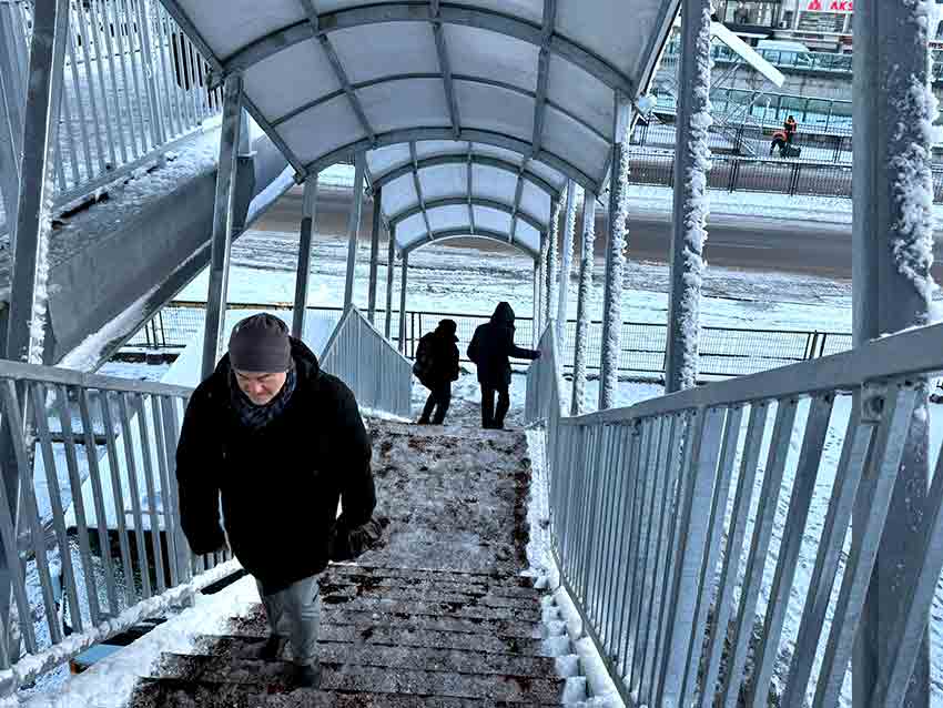 Üst Geçi̇t Buz Pi̇sti̇ne Döndü1 (3)