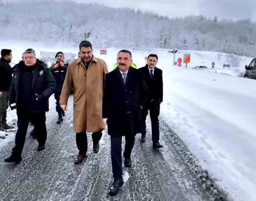 V A L İ H A C I B E K T A Ş O Ğ L U K A R M E S A İ S İ N D E (3)