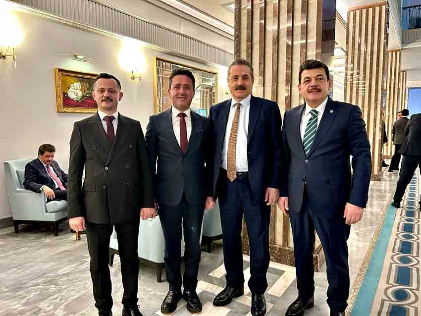 A K Parti İlçe Başkanından T B M M'de Ziyaretler (1)