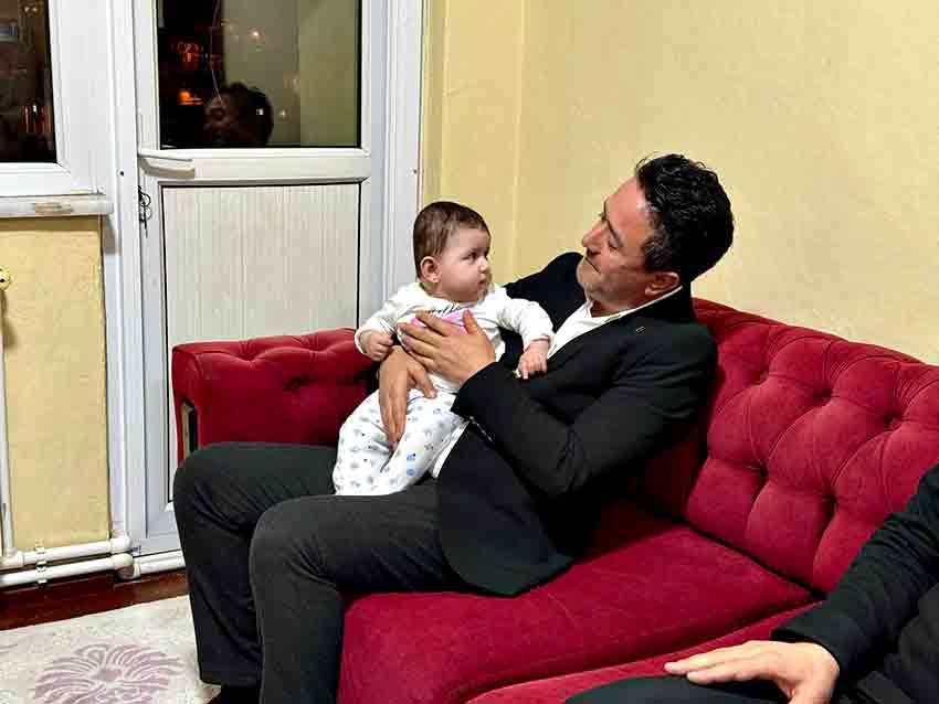 A K Parti Merkez İlçeden Depremzede Ziyareti (3)