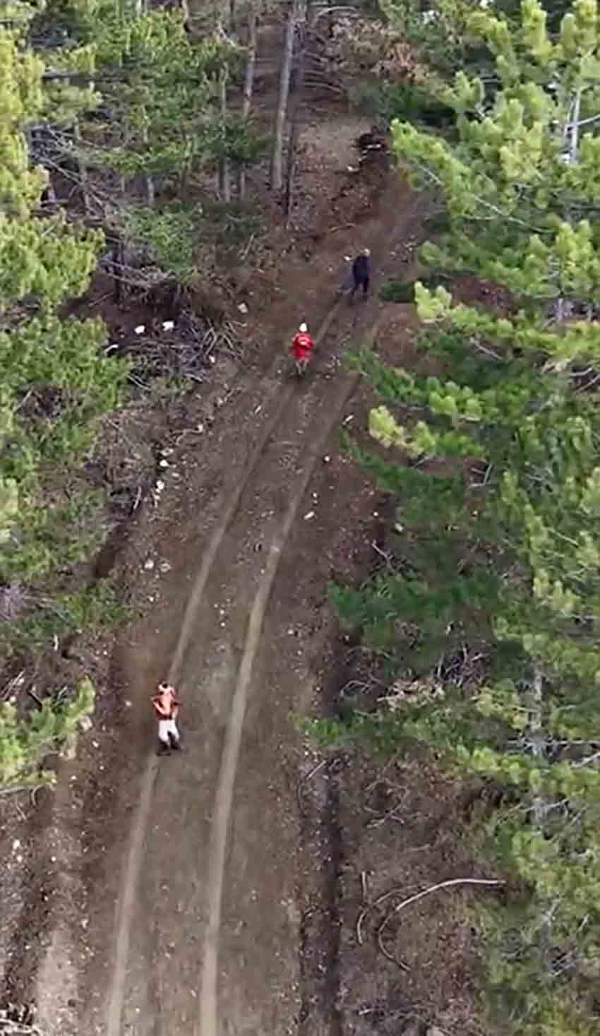 Dron Destekli Denetimlerde Yasa Dışı Avcılık Yapan 4 Kişiye Ceza Kesilirken 3 Tüfeğe El Konuldu.