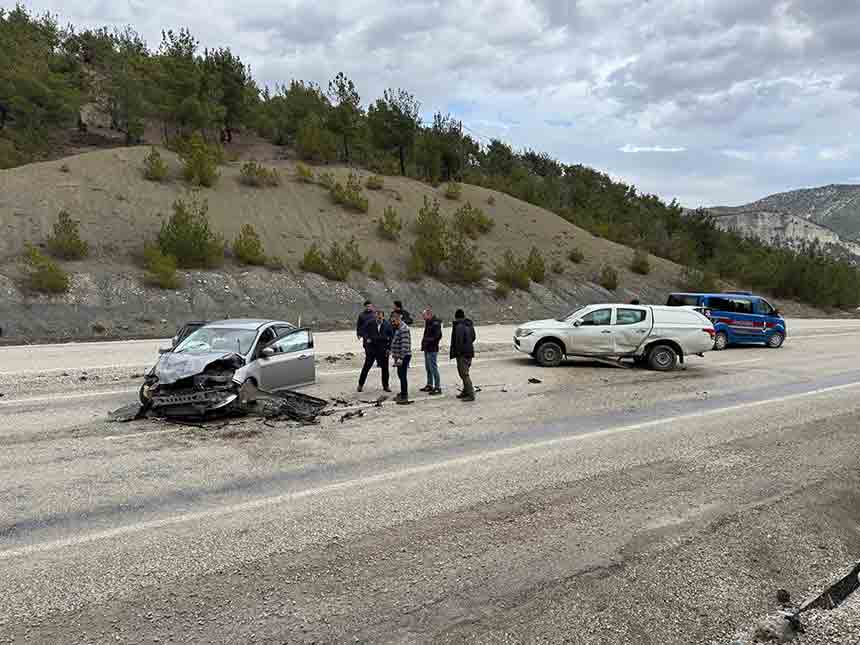 Eski Belediye Başkanı Kazada Yaralandı (1)