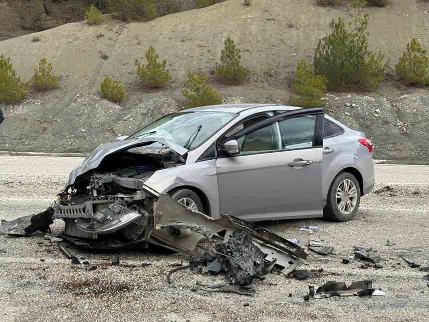 Eski Belediye Başkanı Kazada Yaralandı (3)
