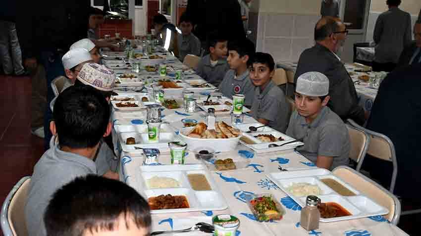 Gürbüzler Köyü’nde Kur’an Kursu’ndan Iftar Programı (3)