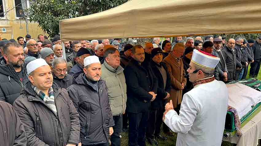 H A T İ C E K A S A P O Ğ L U' N A S O N V E D A (1)