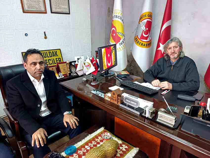 Ş O F Ö R L E R O D A S I B A Ş K A N A D A Y I K E S K İ N B A S I N L A B U L U Ş T U (3)