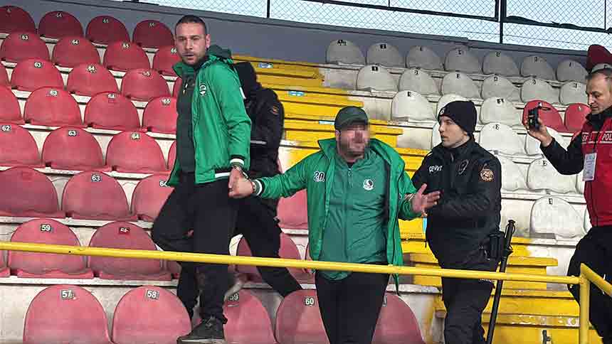 Sahaya Atlayan Taraftar (1)