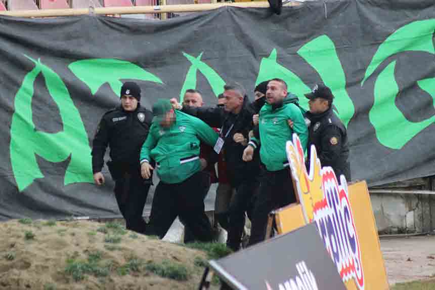 Sahaya Atlayan Taraftar (3)