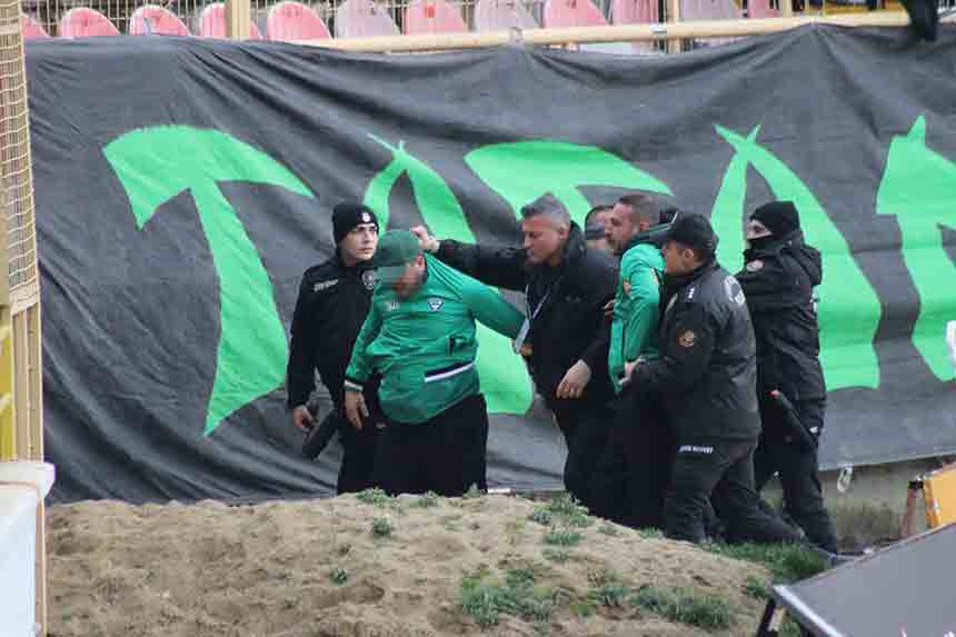 Sahaya Atlayan Taraftar (4)