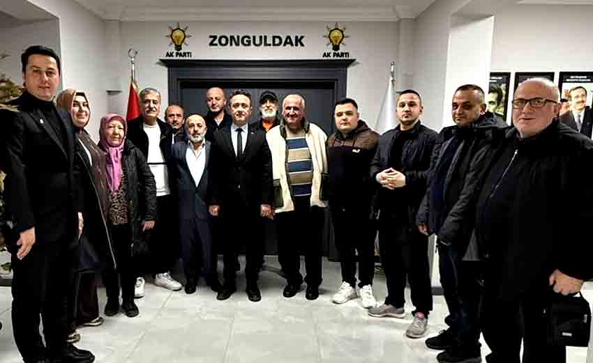 Terakki Mahallesi Mahalle Başkanı İlçe Başkanlığında (1)