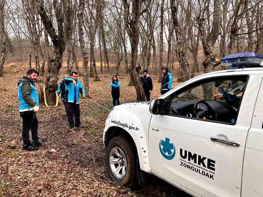 U M K E P E R S O N E L L E R İ N E Z O R L U A R A Z İ E Ğ İ T İ M İ (2)