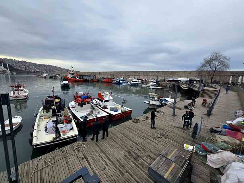 Z O N G U L D A K L İ M A N I’ N D A B A L I K Ç I L A R I N A Ğ T E M İ Z L İ Ğ İ4