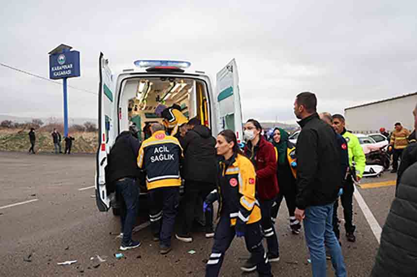 Bayram Tati̇li̇ Faci̇asi (3)