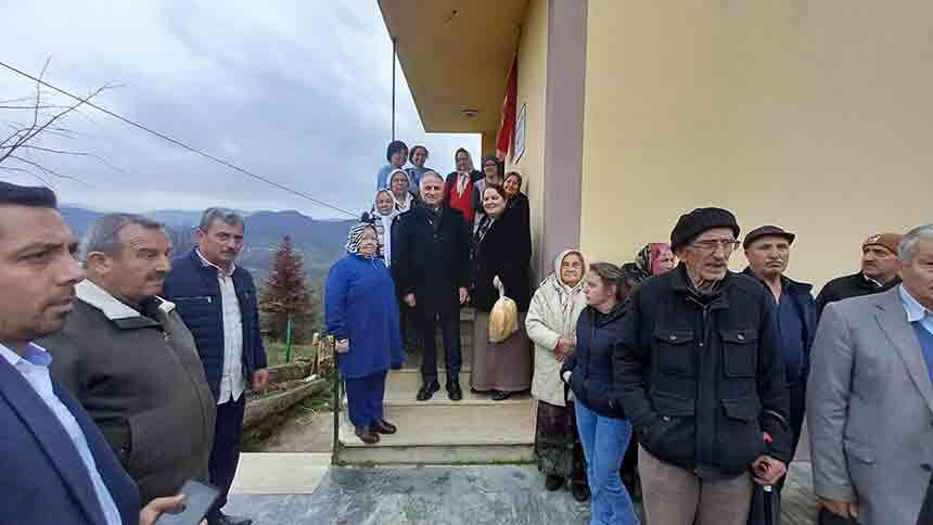 Bozkurt Akköyde Sorunları Dinledi (4)