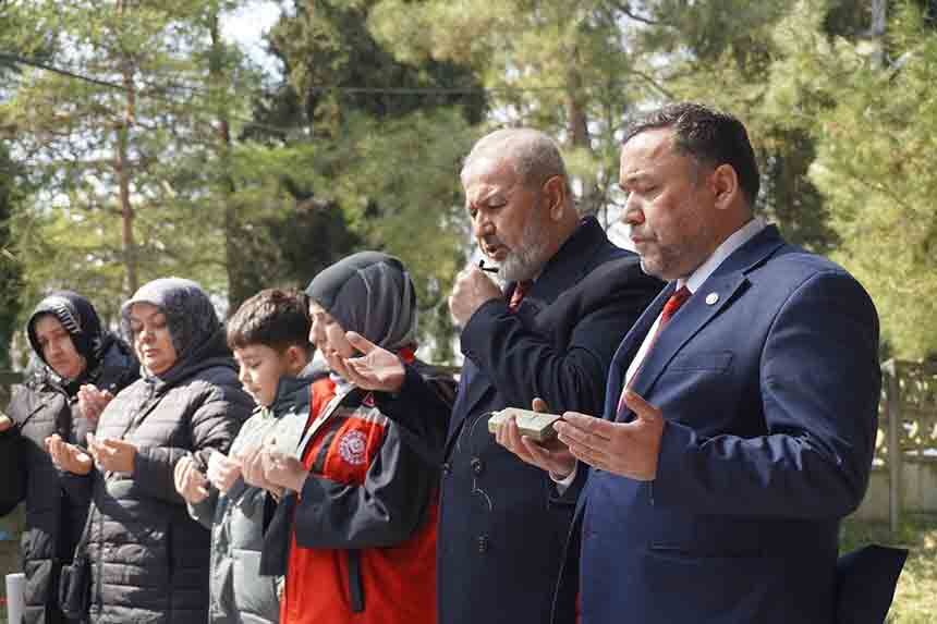 Çaycumada Şehitler Mezarı Başında Anıldı 1 (4)