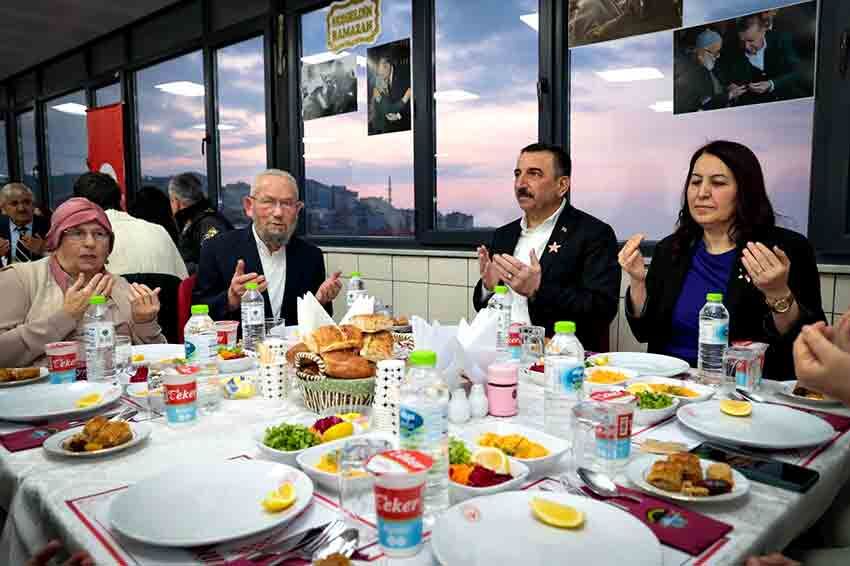 Huzurevinde Ramazan Buluşması (2)