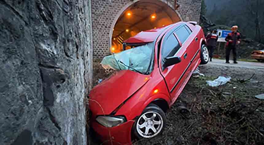 Yenicede Tünelde Kaza 1 (3)