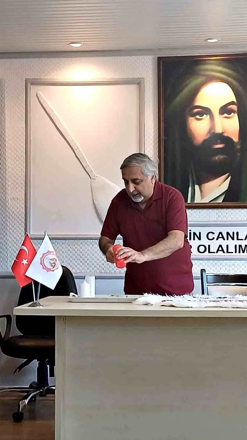 A L E V İ K Ü L T Ü R D E R N E K L E R İ O L A Ğ A N Ü S T Ü K O N G R E S İ N İ Y A P T I (3)