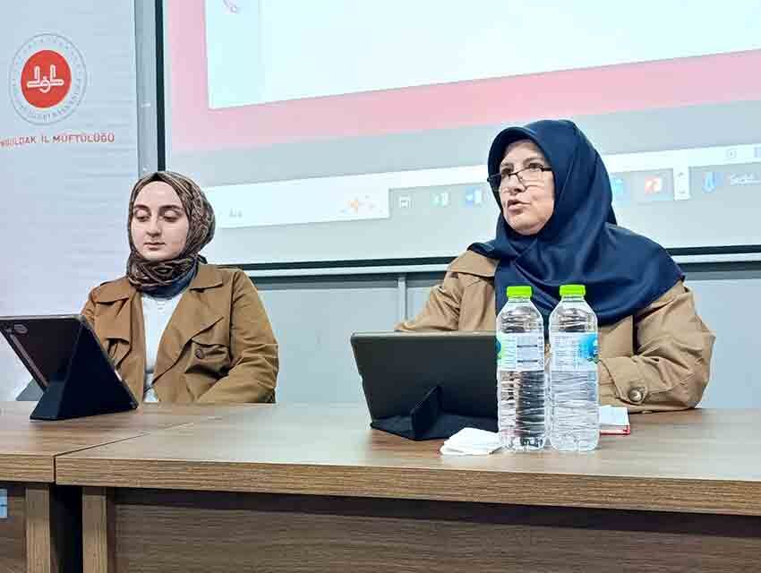 B E U N’de “ Aile Ve Değerler” Konferansı Yoğun Ilgi Gördü (3)