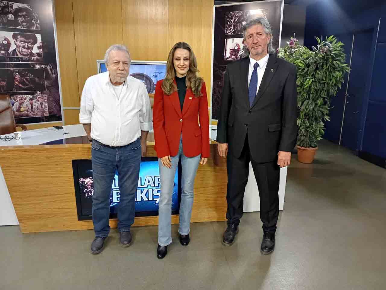 D İ L A N Ş A H İ N D E N Ç A Ğ R I (1)