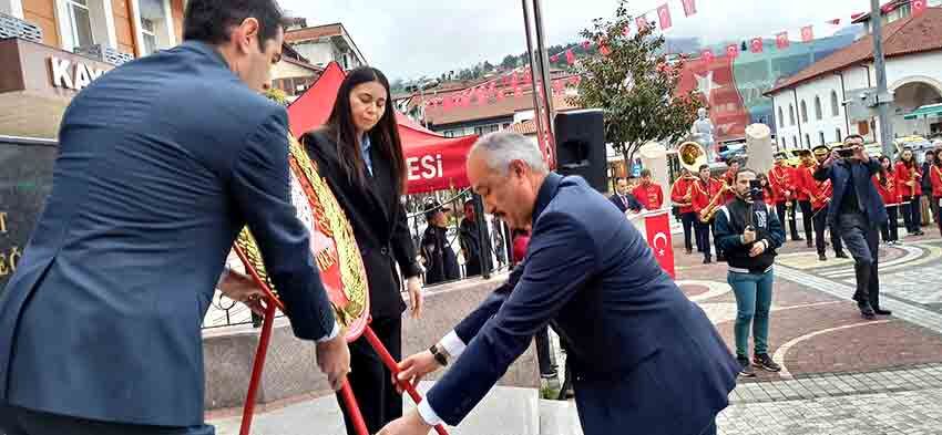 Devrek’te 23 Nisan Sessiz Ve Sade Kutlandı1 (1)