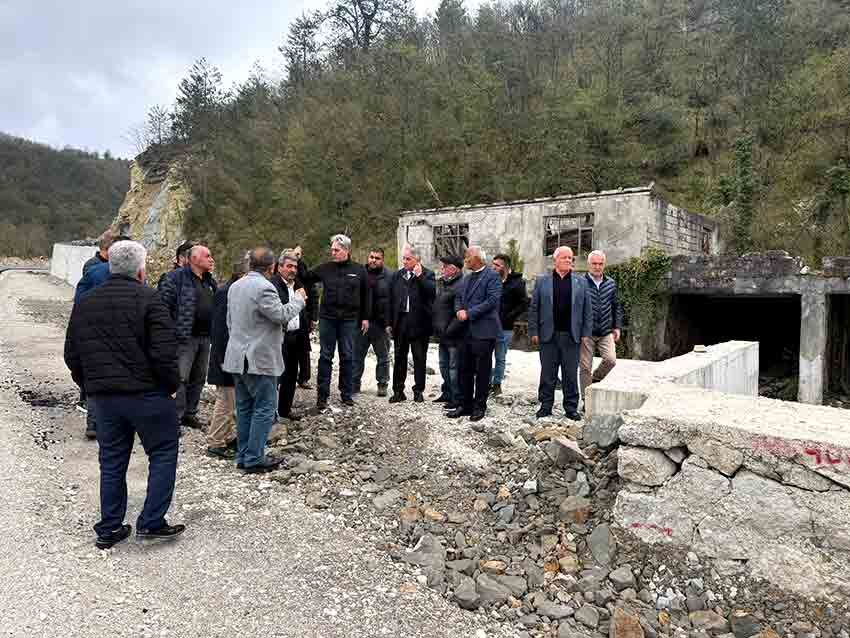 E R E Ğ L İ D E V R E K Y O L U N D A Ç A L I Ş M A L A R H I Z K A Z A N D I (4)