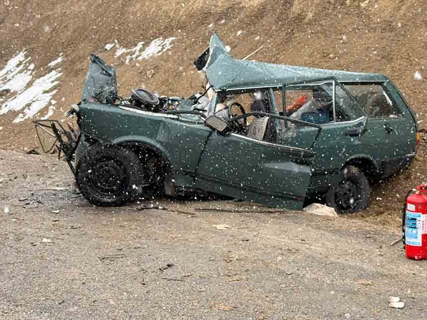 Gümüşhanede Öğretmen Servisi Kaza Yaptı (2)