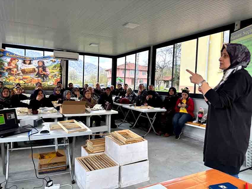 Hasbeyler Arıcılığı Öğreniyor Eğitimler Sahaya Taşındı (2)