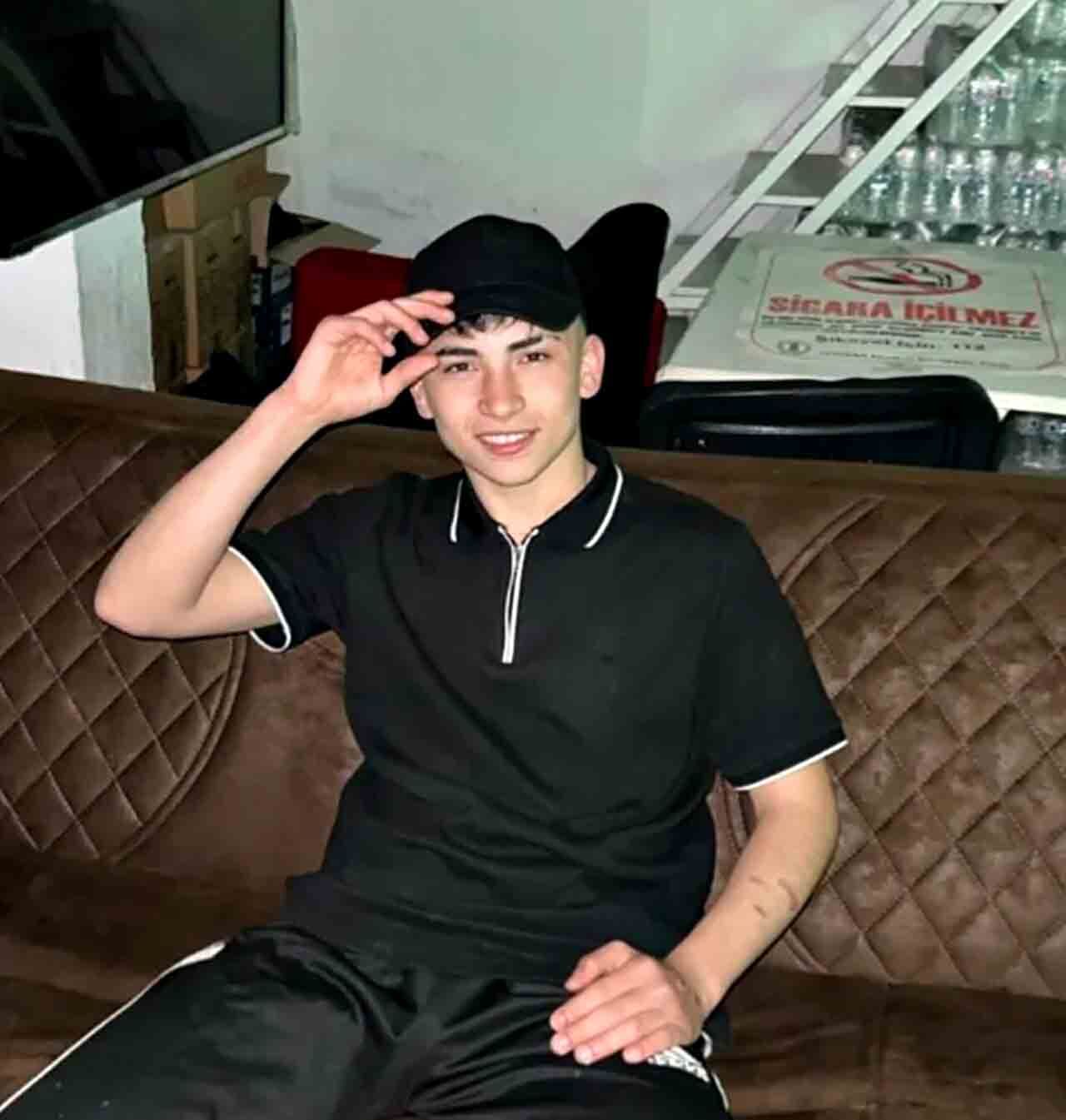 P O L İ S T E N K A Ç A N Ç O C U K Ö L D Ü (1)