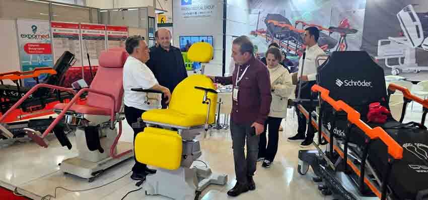 Rektör Özölçer, Türkiye’nin En Büyük Sağlık Fuarına Katıldı (3)