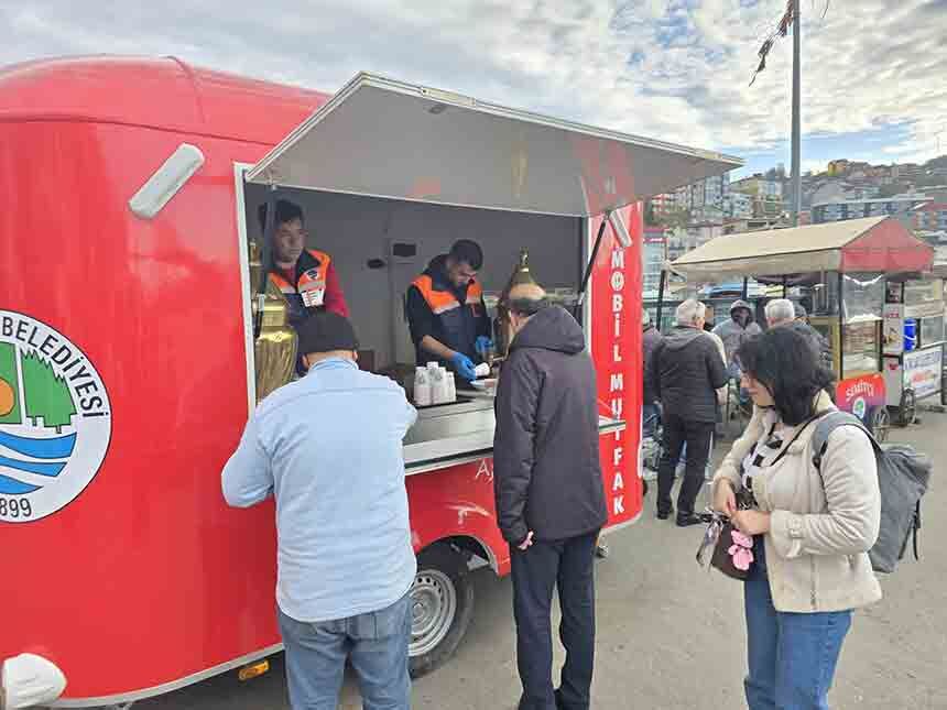 Zonguldakta Ücretsiz Salep Dağıtıldı (4)