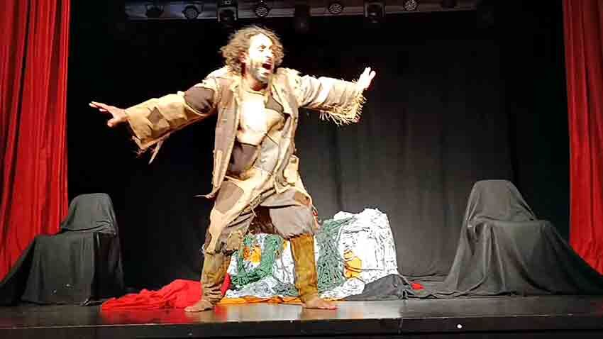 Zonguldak’tan Sahnede Klasi̇k Firtina “Notre Dame’in Kamburu” Büyüledi̇