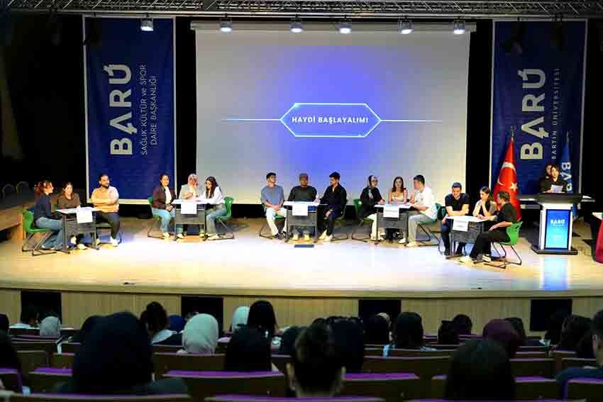 B A R Ü’de “12. Geleneksel Öğretmenim Şenliği” Çeşitli Etkinliklerle Kutlandı (2)