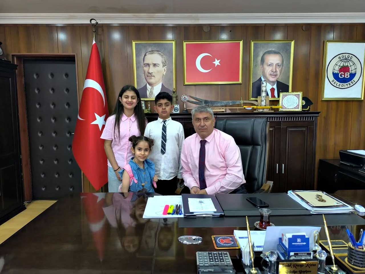 Başkan Sadık Recep Kara Vatandaşlarla Bayramlaştı (3)