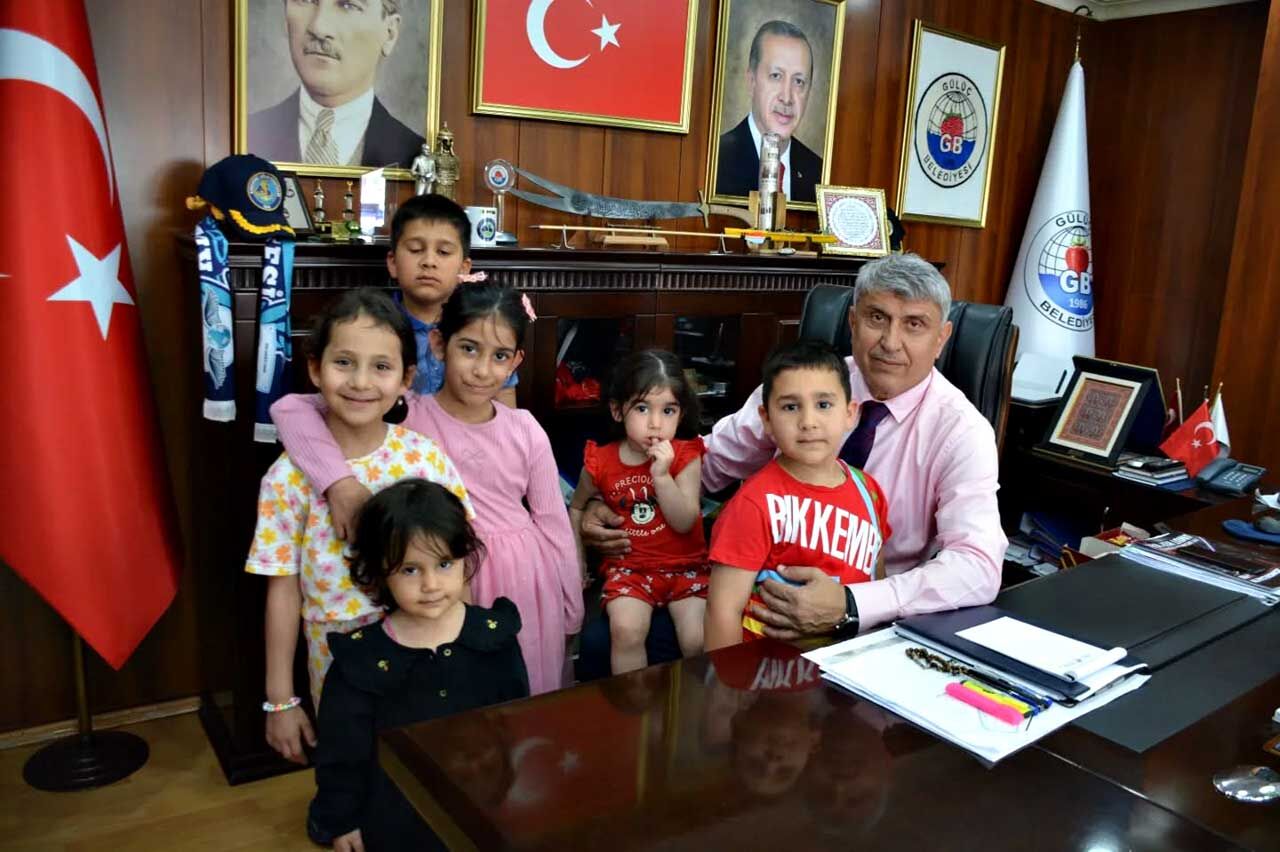 Başkan Sadık Recep Kara Vatandaşlarla Bayramlaştı (5)
