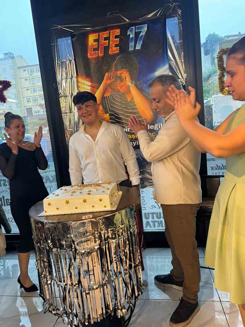 Efe Doğum Gününü Kutladı (2)