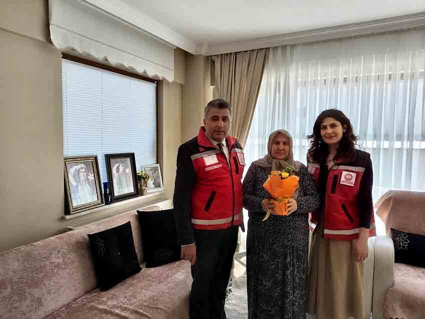 Ereğli’de Şehit Annelerine Anneler Günü’nde Anlamlı Ziyaret (5)